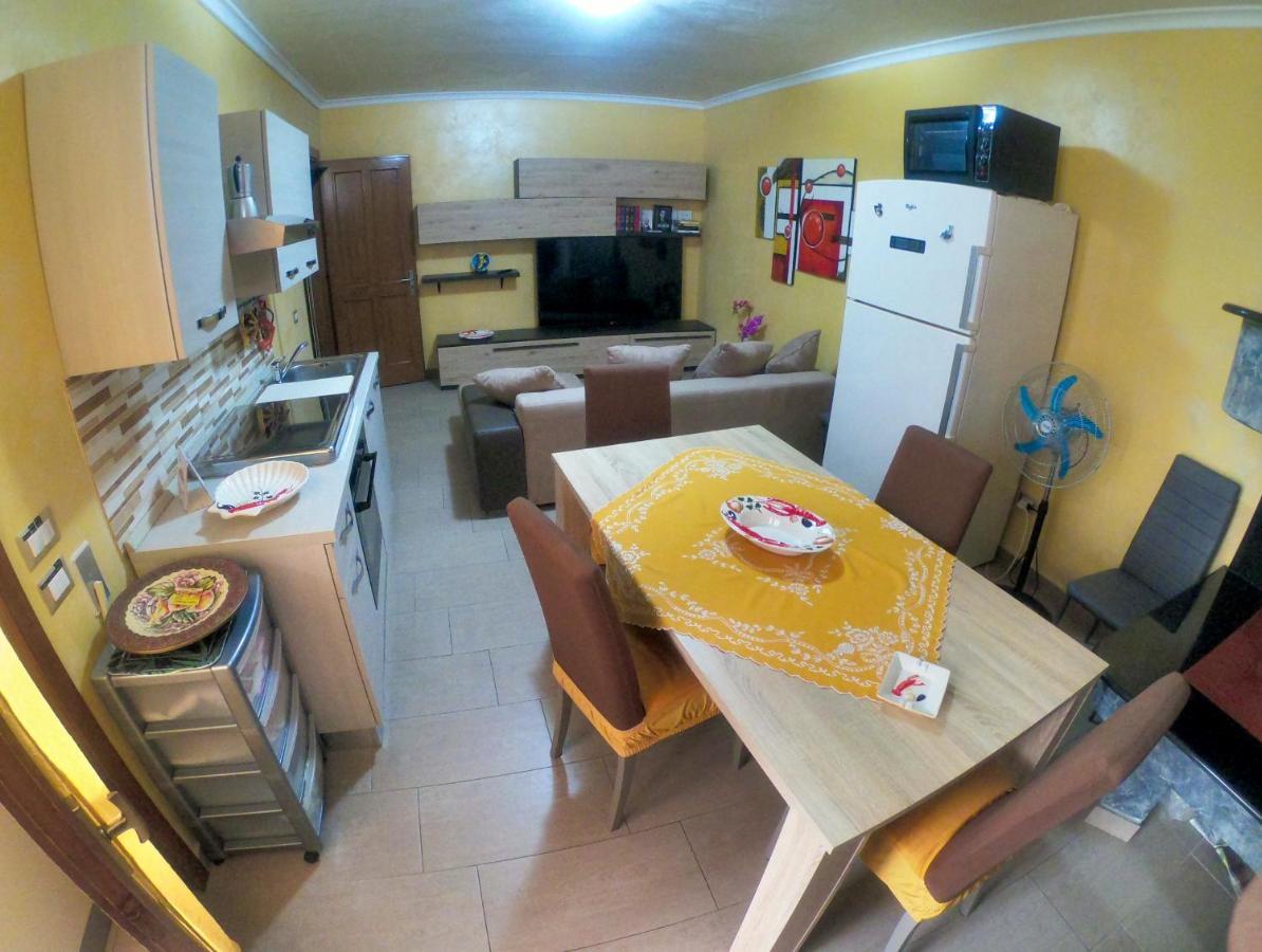 A Casa Di Lele Lägenhet Porto Cesareo Exteriör bild